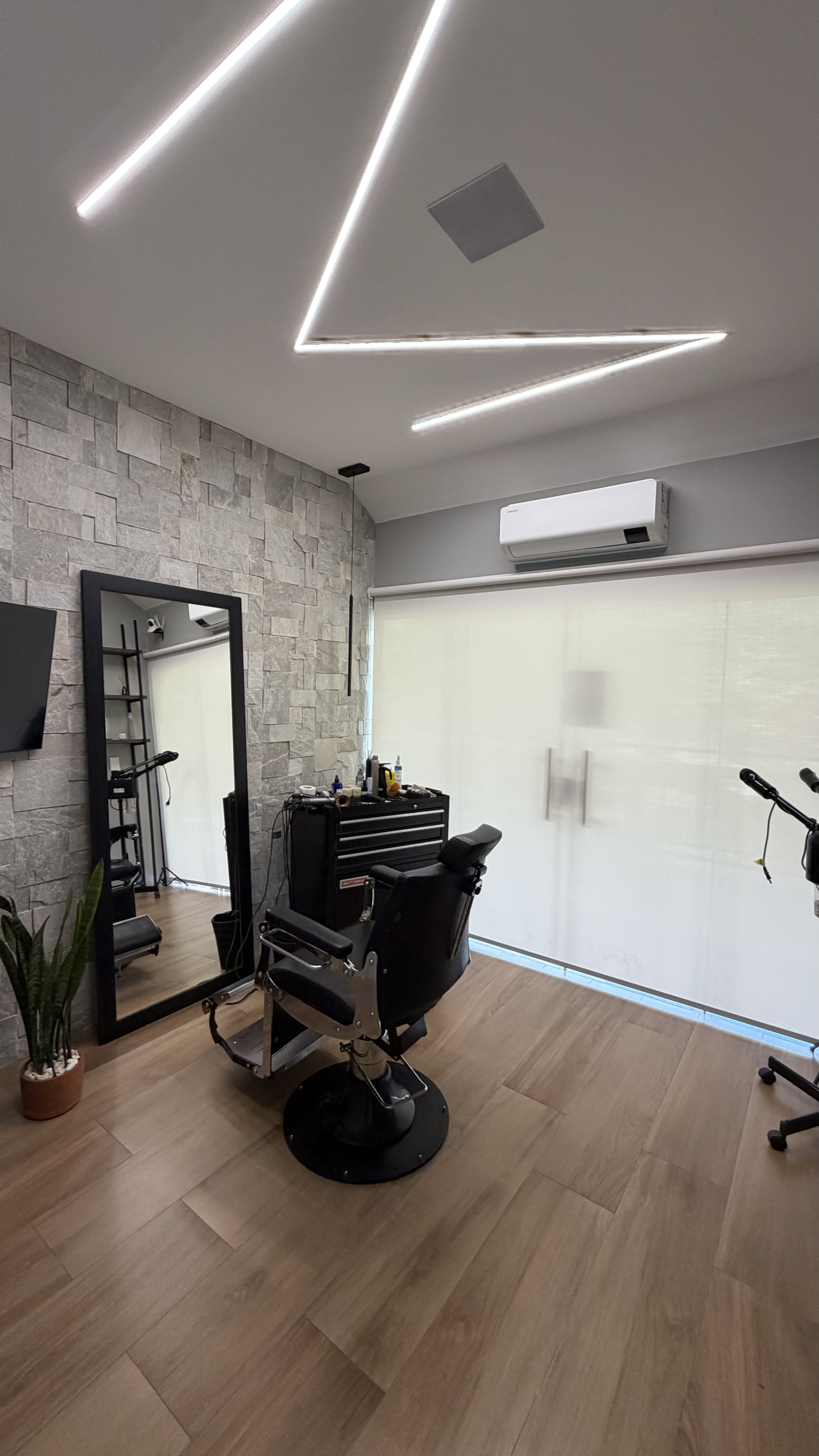 Sala da Mayk Barbearia no Sudoeste de Brasília